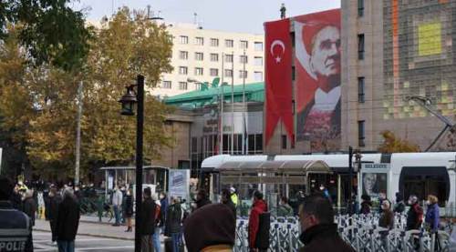 Eskişehir'de hayat 2 dakikalığına durdu