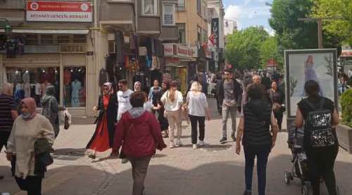 Eskişehir'de Haziran güneşini gören Hamamyolu'na koştu!