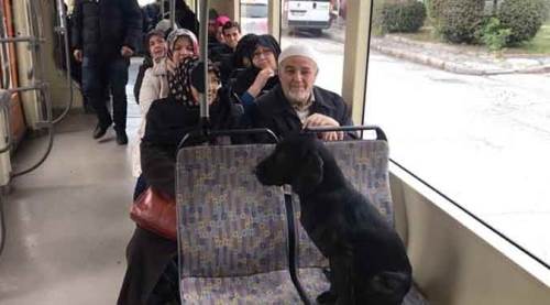 Eskişehir'de her yerde onu arıyorlar!