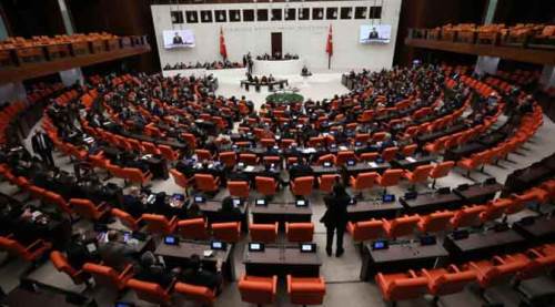 Eskişehir'de herkes koltuk peşinde