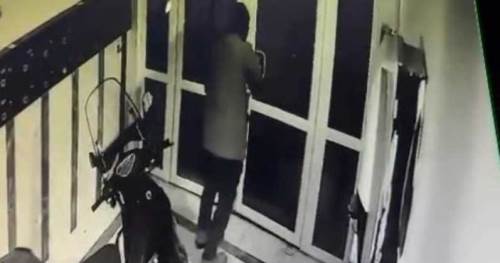 Eskişehir'de hırsıza ter döktüren anlar: Zor çıktı! 