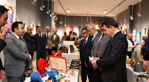 Eskişehir'de hükümlülerin el emeği göz nuru ürünleri sergiye çıktı