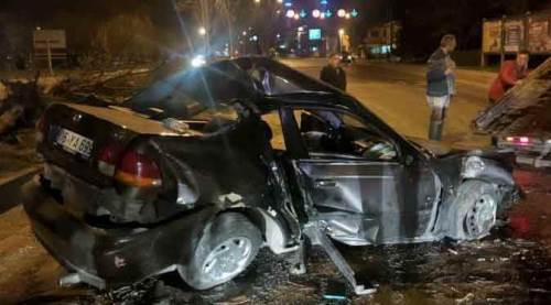 Eskişehir'de hurdaya dönen araçta mucize kurtuluş