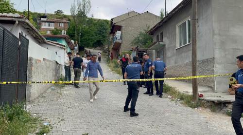 Eskişehir'de iki aile birbirine girdi: Yaralılar var!