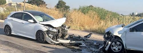 Eskişehir’de iki otomobil birbirine girdi: Araçlar kullanılamaz hale geldi