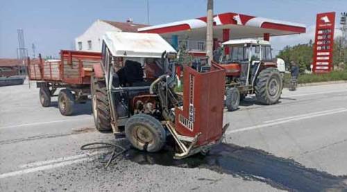 Eskişehir'de ilginç kaza: İki traktör...