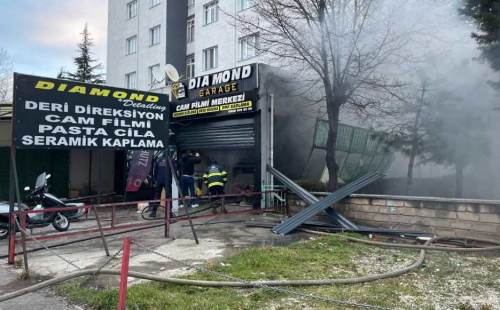 Eskişehir’de iş yerinde yangın paniği