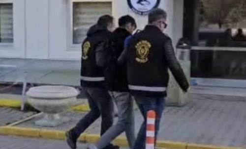 Eskişehir'de işyerinden 101 bin TL ve 7 dolap çalan kişi yakalandı