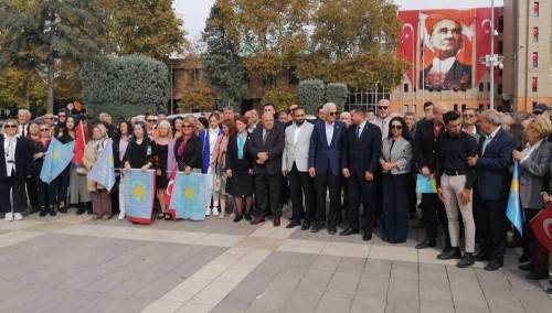 Eskişehir'de İYİ Parti törenle 6. yaşlarını kutladı 