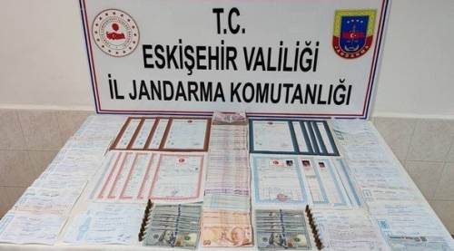 Eskişehir'de jandarma tefecilerin tepesine bindi