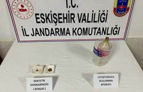 Eskişehir'de jandarma uyuşturucu sevkiyatını önledi