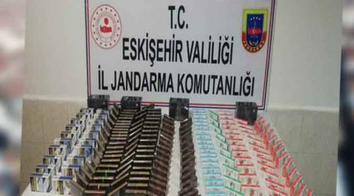 Eskişehir'de jandarmanın durdurduğu araçtan...