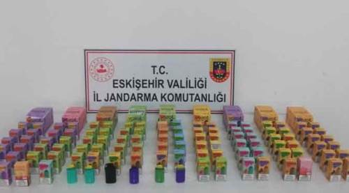 Eskişehir'de kaçak elektronik sigara satıcıları yakalandı