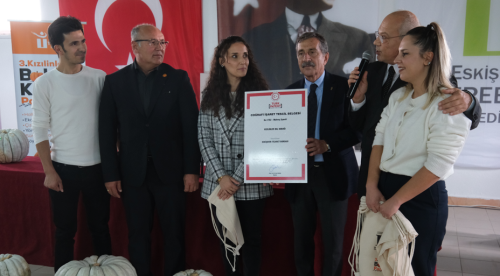 Eskişehir’de kadınlar bal kabağı üretiminde öncü oldu!