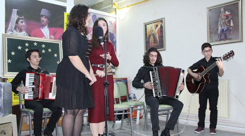 Eskişehir’de Kafkas rüzgarı esti 