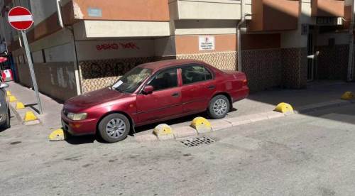 Eskişehir'de kaldırıma park eden sürücüye unutamayacağı uyarı