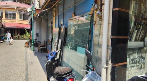 Eskişehir'de kaldırımda görünmez tehlike!