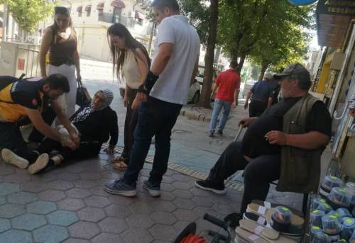 Eskişehir'de kaldırımdaki tehlike hastanelik etti