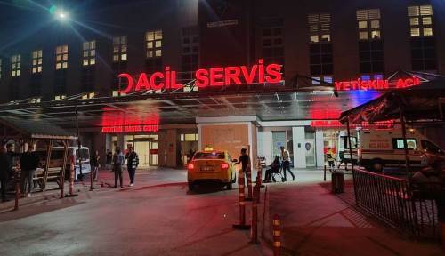 Eskişehir'de kanlı bıçaklı kavga: 1'i ağır 2 yaralı