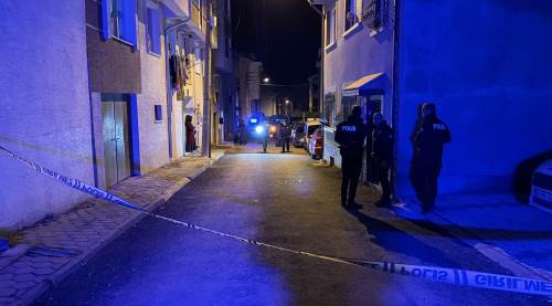 Eskişehir'de kanlı pusu! Evinin önünde silahlı saldırıya uğradı