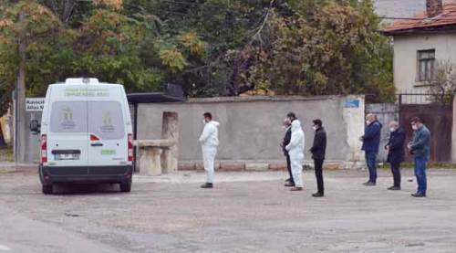 Eskişehir'de karantinadaki mahallede 2 kişi yaşamını yitirdi