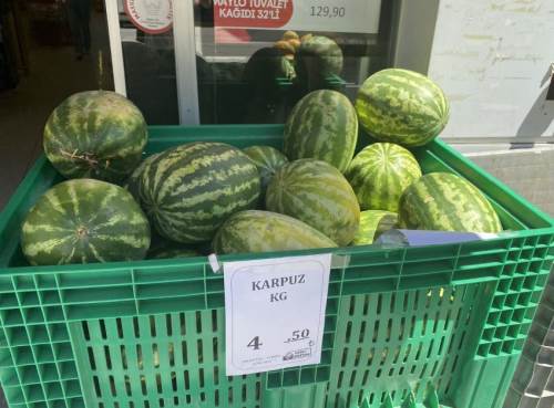 Eskişehir'de karpuz fiyatları vatandaşı gülümsetti
