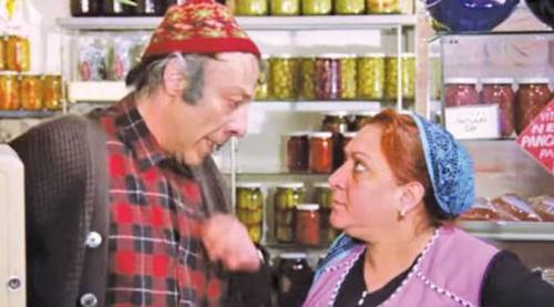 Eskişehir'de karşılıklı dükkanları görenler o filmi hatırladı