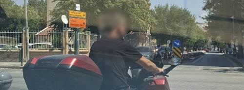 Eskişehir'de kasksız yolculuk dikkat çekti 