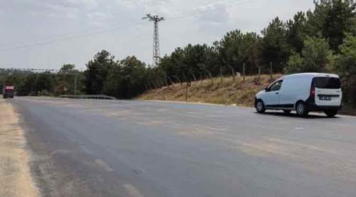Eskişehir'de kavurucu sıcaktan asfalt eridi!