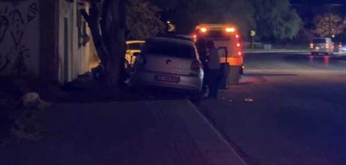 Eskişehir'de kaza: Gaz ile fren karışınca ağaca çarptı