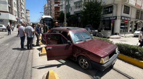 Eskişehir'de kaza nedeniyle tramvay seferleri durdu: ESTRAM duyurdu!