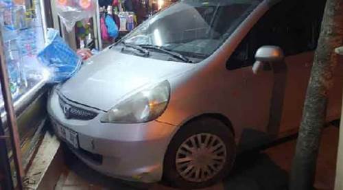 Eskişehir'de kazayı ucuz atlattılar! Önce yoldan çıktı....