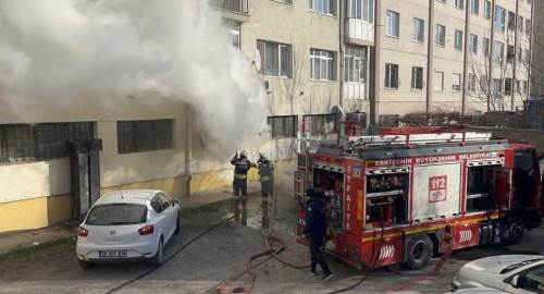 Eskişehir’de kediler için açılan ısıtıcı yangın çıkardı