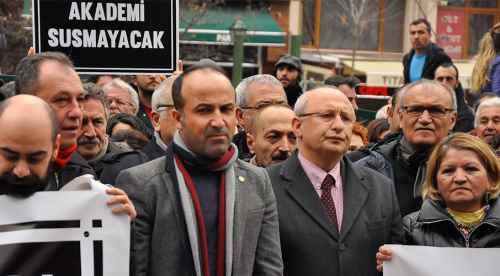 Eskişehir'de KHK ile ihraçlara tepki