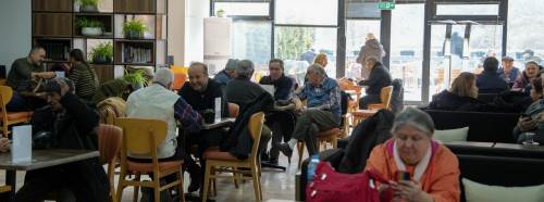 Eskişehir'de kıdemli vatandaşların tercihi Emek Kafe bir yaşında!