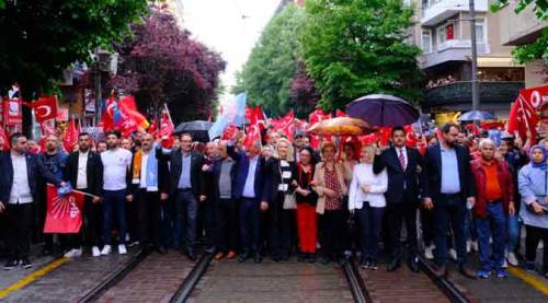 Eskişehir'de Kılıçdaroğlu için yürüdüler