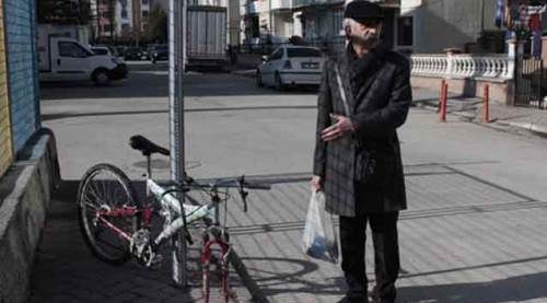 Eskişehir'de kilidi çalamayınca bunu yaptılar!