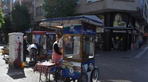 Eskişehir'de kimi açık, kimi kapalı...