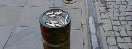 Eskişehir'de kırılan duba izmarit yuvasına döndü!