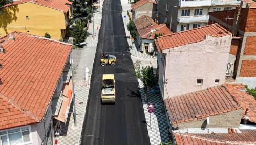 Eskişehir’de kırsal yollarda asfalt çalışması sürüyor