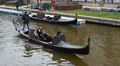 Eskişehir’de kış soğuğu Porsuk’taki geleneği bozmadı!