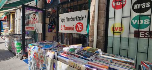 Eskişehir'de kitapçılar çareyi ikinci el satışta buldu!