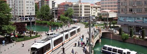 Eskişehir’de komşuluk kültürü nostaljiye karıştı!