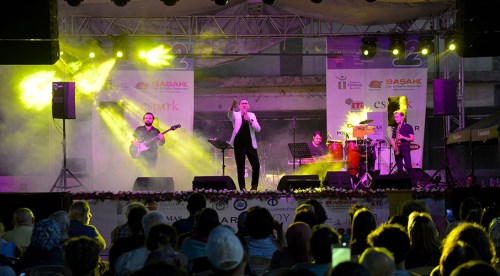Eskişehir'de konser coşkusu sürüyor