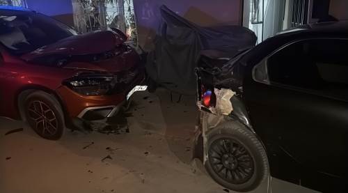 Eskişehir'de kontrolden çıkan otomobil dehşet saçtı!
