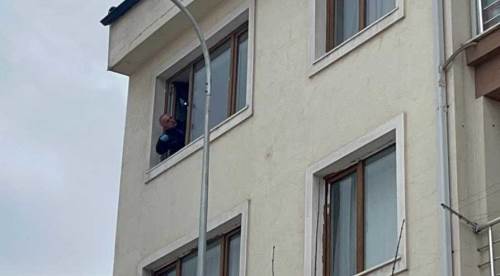 Eskişehir’de korkunç kaza: 12 yaşındaki çocuk apartmandan düştü! 