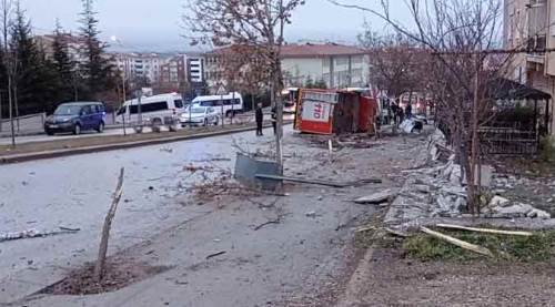 Eskişehir'de korkunç kaza: İtfaiye ve servis araçları çarpıştı, ölü ve yaralılar var