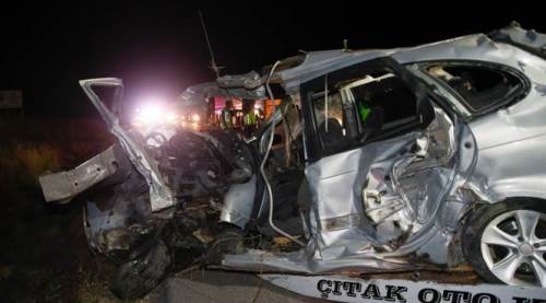 Eskişehir'de korkunç kaza: Yolcu otobüsüne çarpıp takla attı