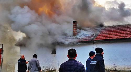 Eskişehir'de korkunç manzara: Alevler içinde kaldı!