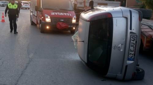 Eskişehir'de korkutan kaza! Araçta sıkıştı...